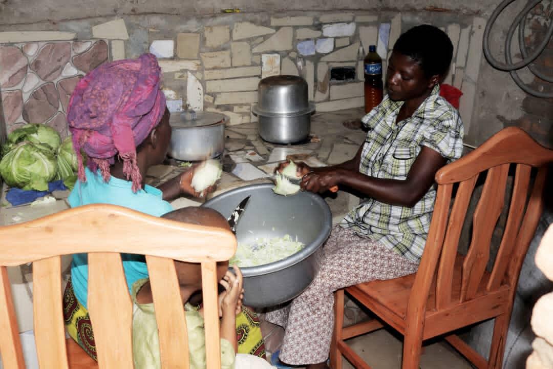 mamas making the meal